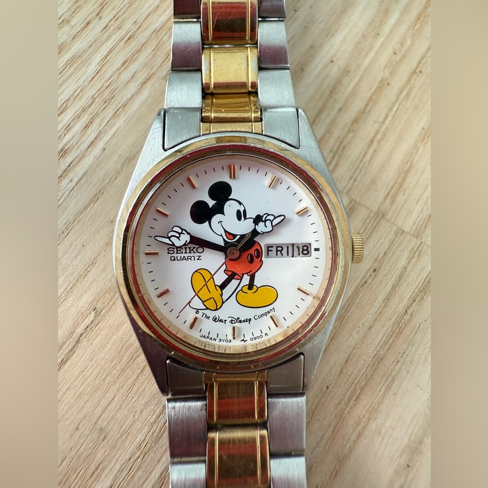 Rare Seiko Disney Mickey Mouse ladies two tone dress watch NEW BATTERY